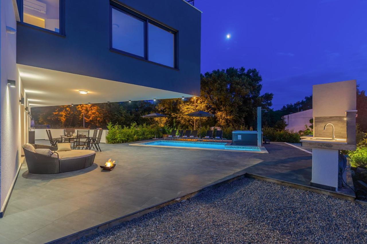 Luxury Apartment Noa Njivice Dış mekan fotoğraf