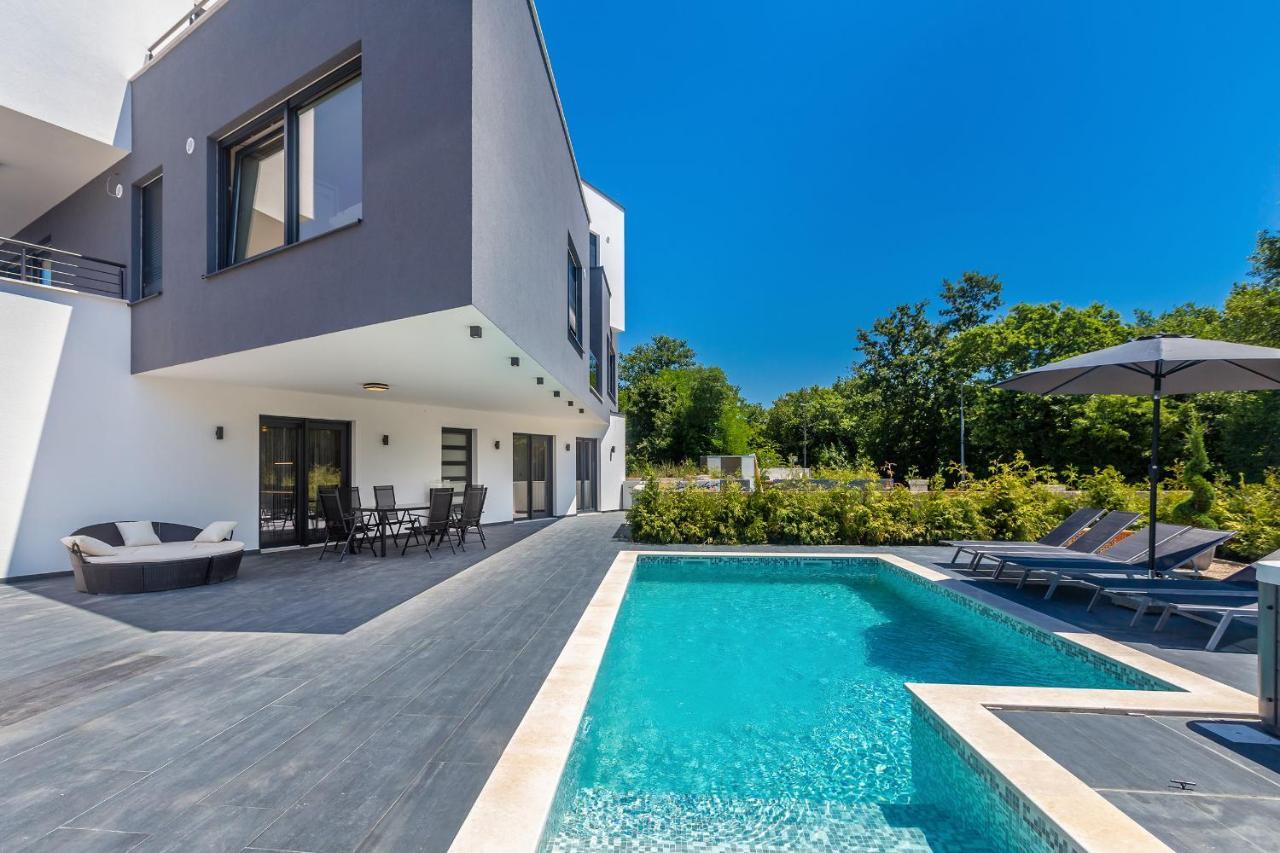 Luxury Apartment Noa Njivice Dış mekan fotoğraf