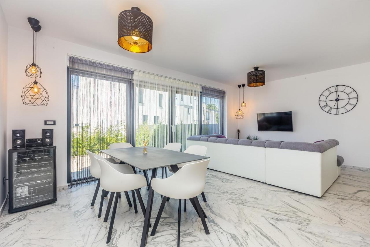 Luxury Apartment Noa Njivice Dış mekan fotoğraf