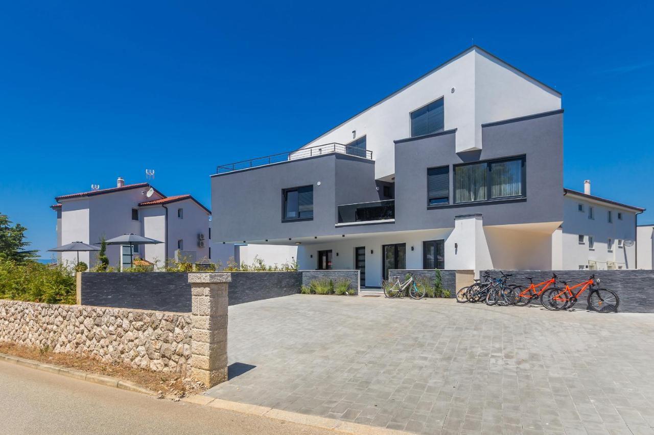 Luxury Apartment Noa Njivice Dış mekan fotoğraf