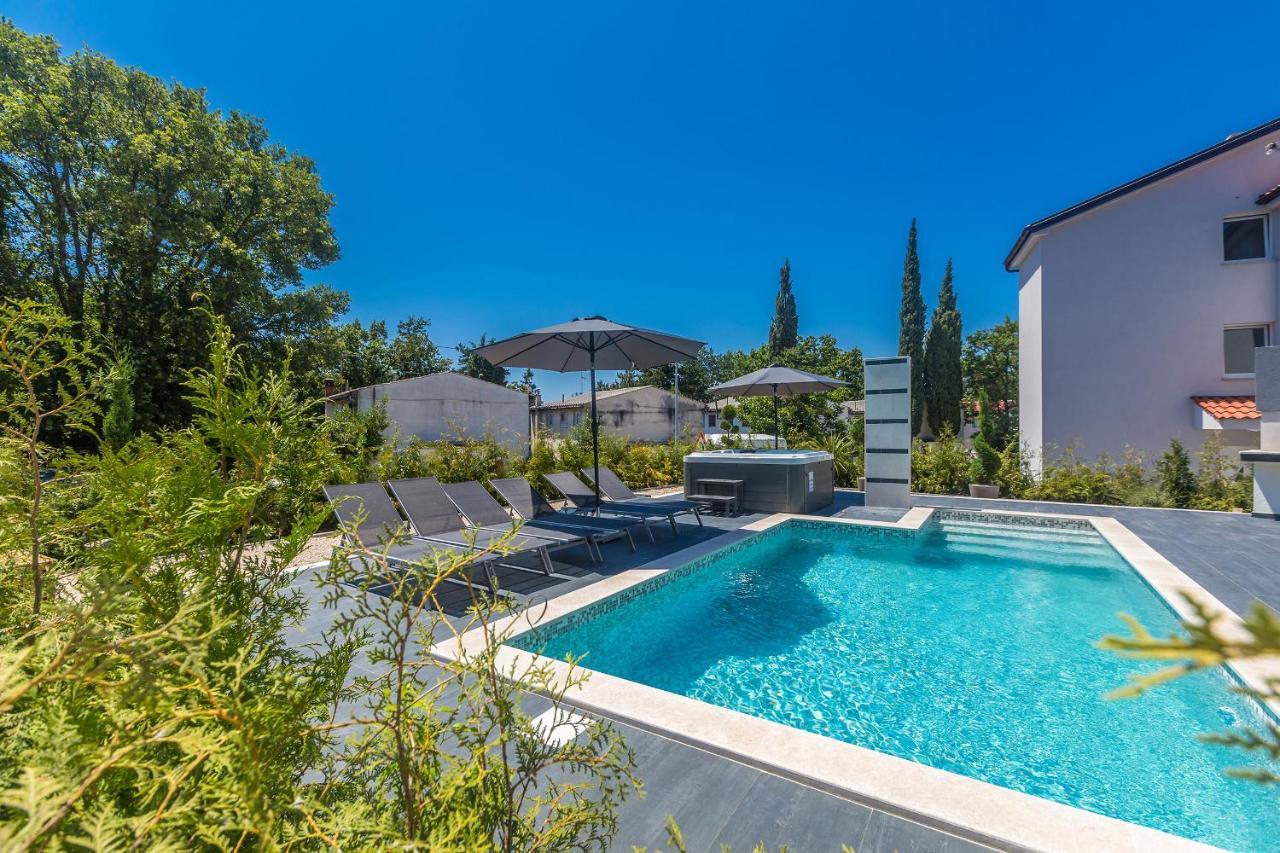Luxury Apartment Noa Njivice Dış mekan fotoğraf
